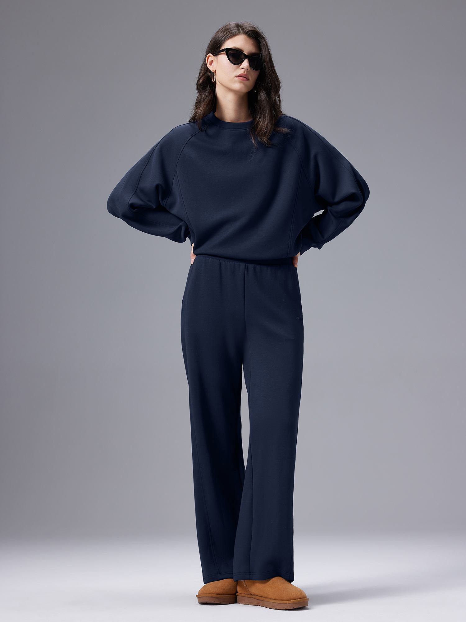 Relaxed Wide-Leg Pants