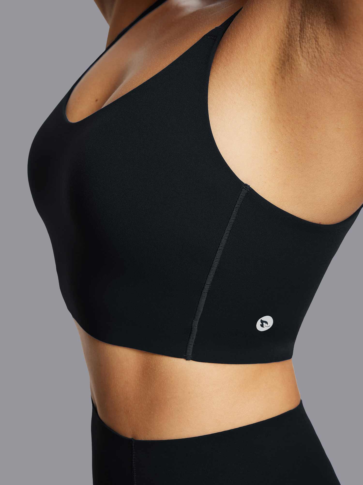 Image of Freeleaf Cross-Strap Low-Impact Sports Bra