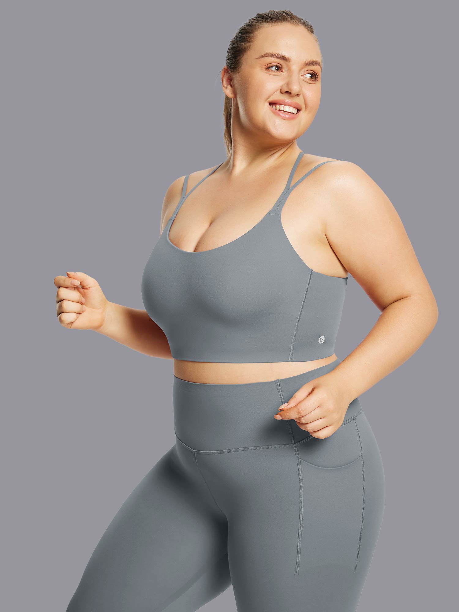 Image of Freeleaf Cross-Strap Low-Impact Sports Bra