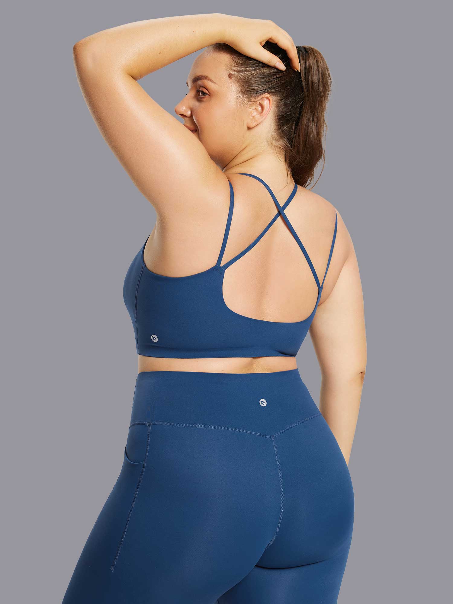 Image of Freeleaf Cross-Strap Low-Impact Sports Bra