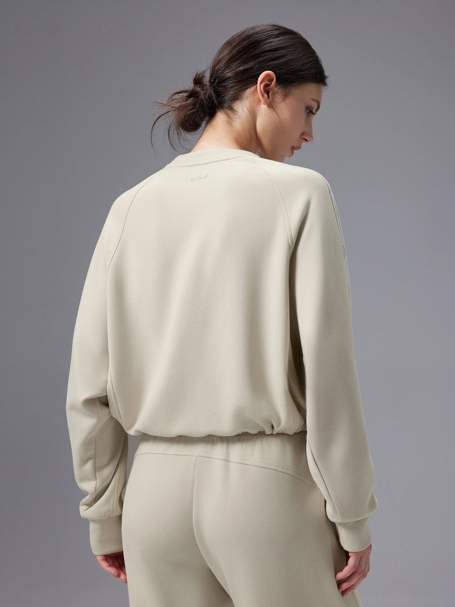 Image of Set: Relaxed Fit Crewneck Sweatshirt & Pants