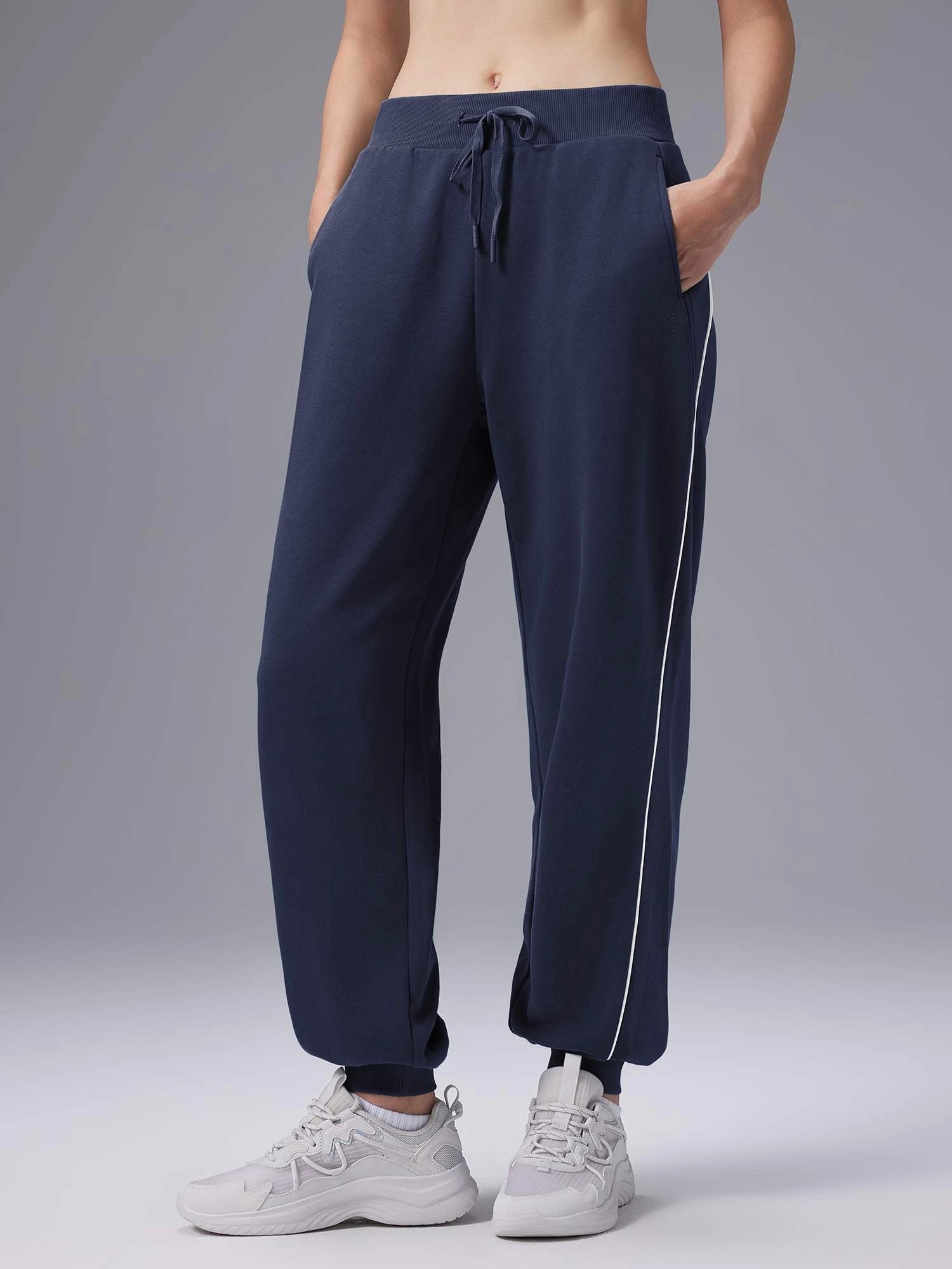 Image of Set: Relaxed Fit Half-Zip Sweatshirt & Elastic-Cuff Pants