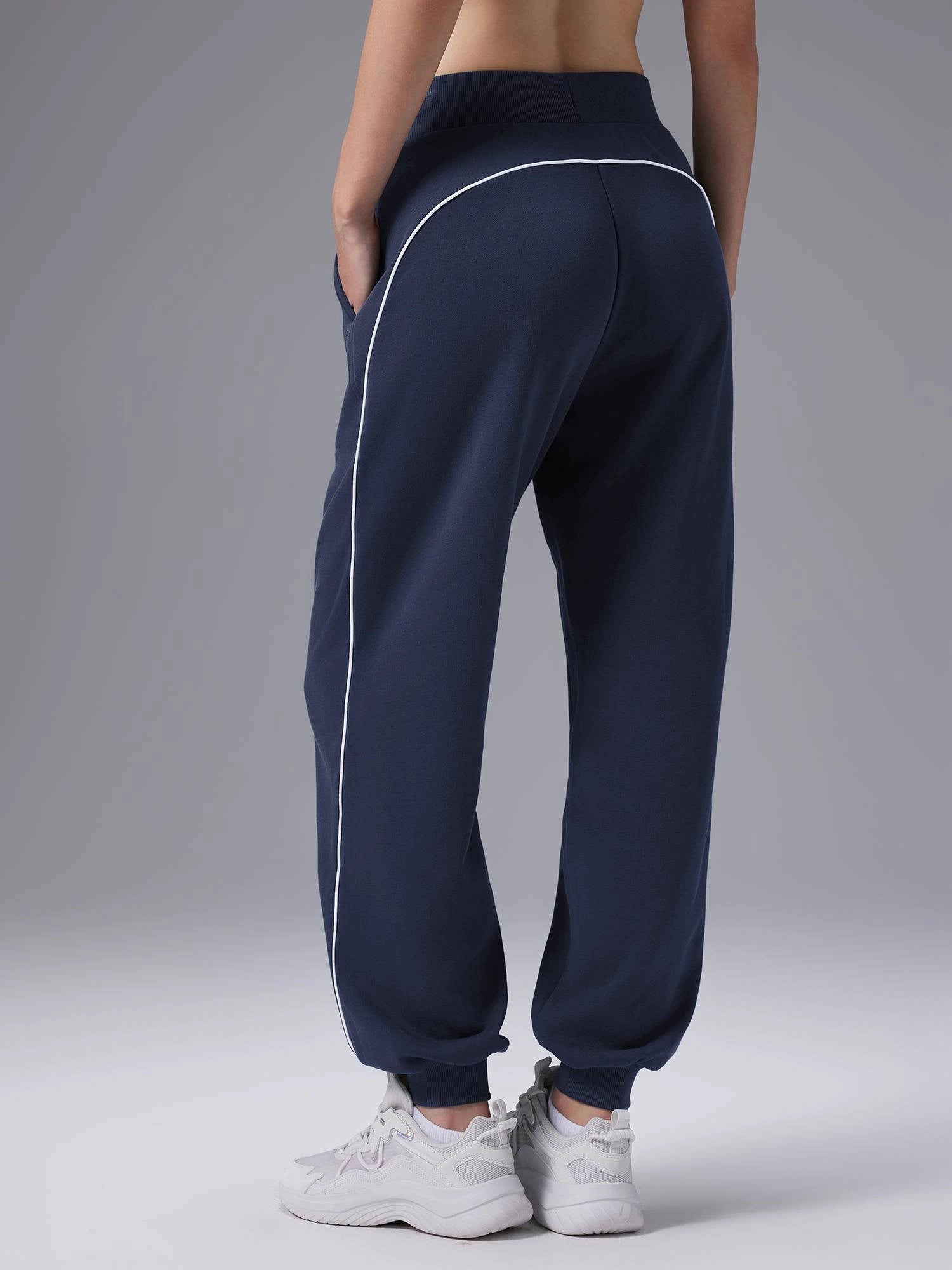 Image of Set: Relaxed Fit Half-Zip Sweatshirt & Elastic-Cuff Pants