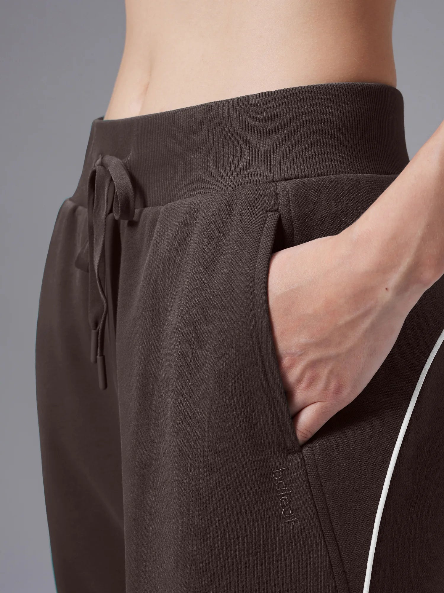 Image of Set: Relaxed Fit Half-Zip Sweatshirt & Elastic-Cuff Pants