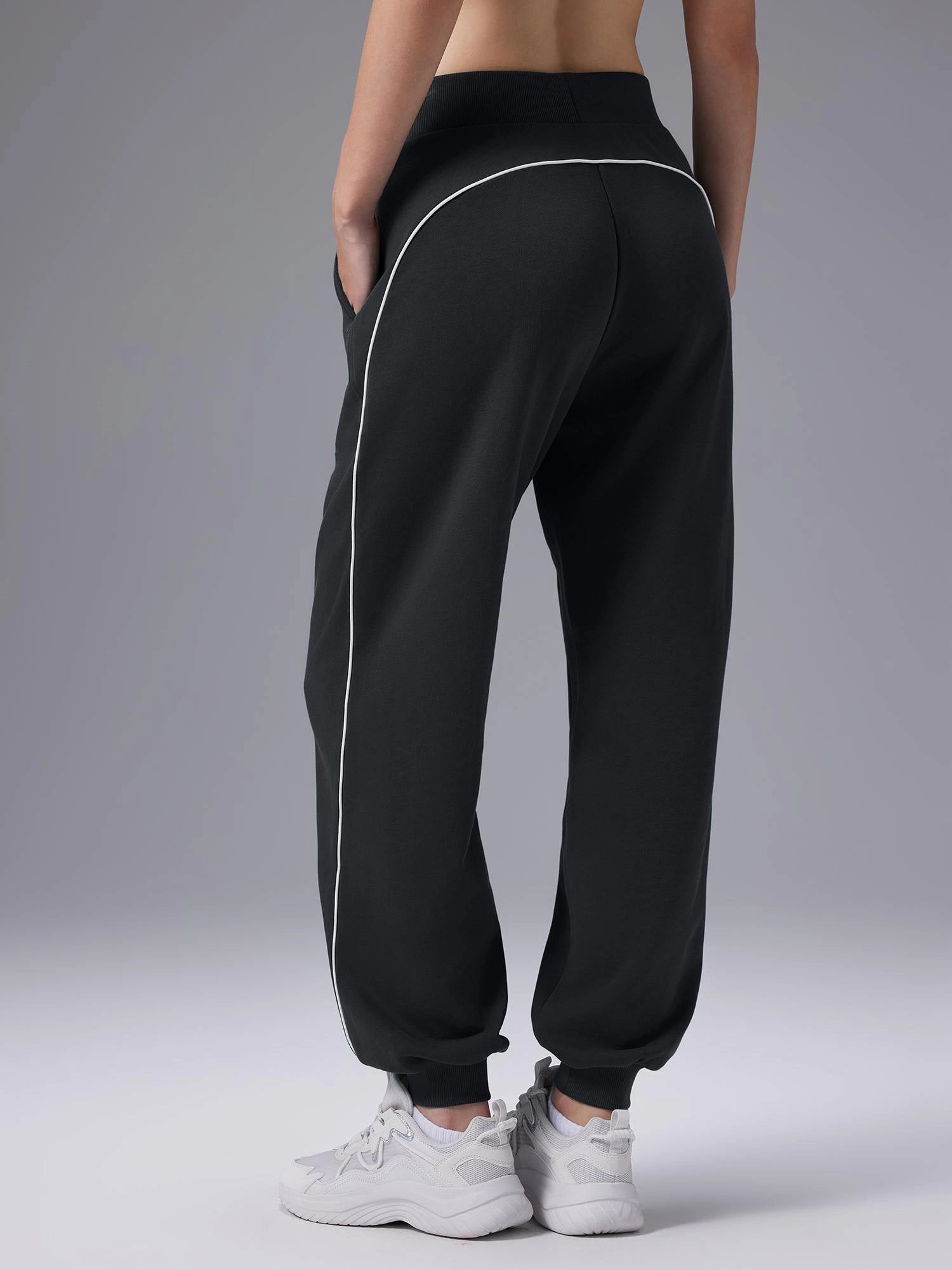 Image of Set: Relaxed Fit Half-Zip Sweatshirt & Elastic-Cuff Pants