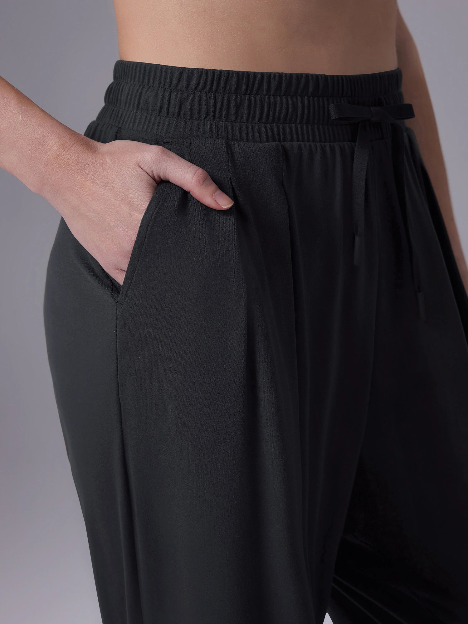 Image of Everleaf High-waist Draped Joggers Ebony Black