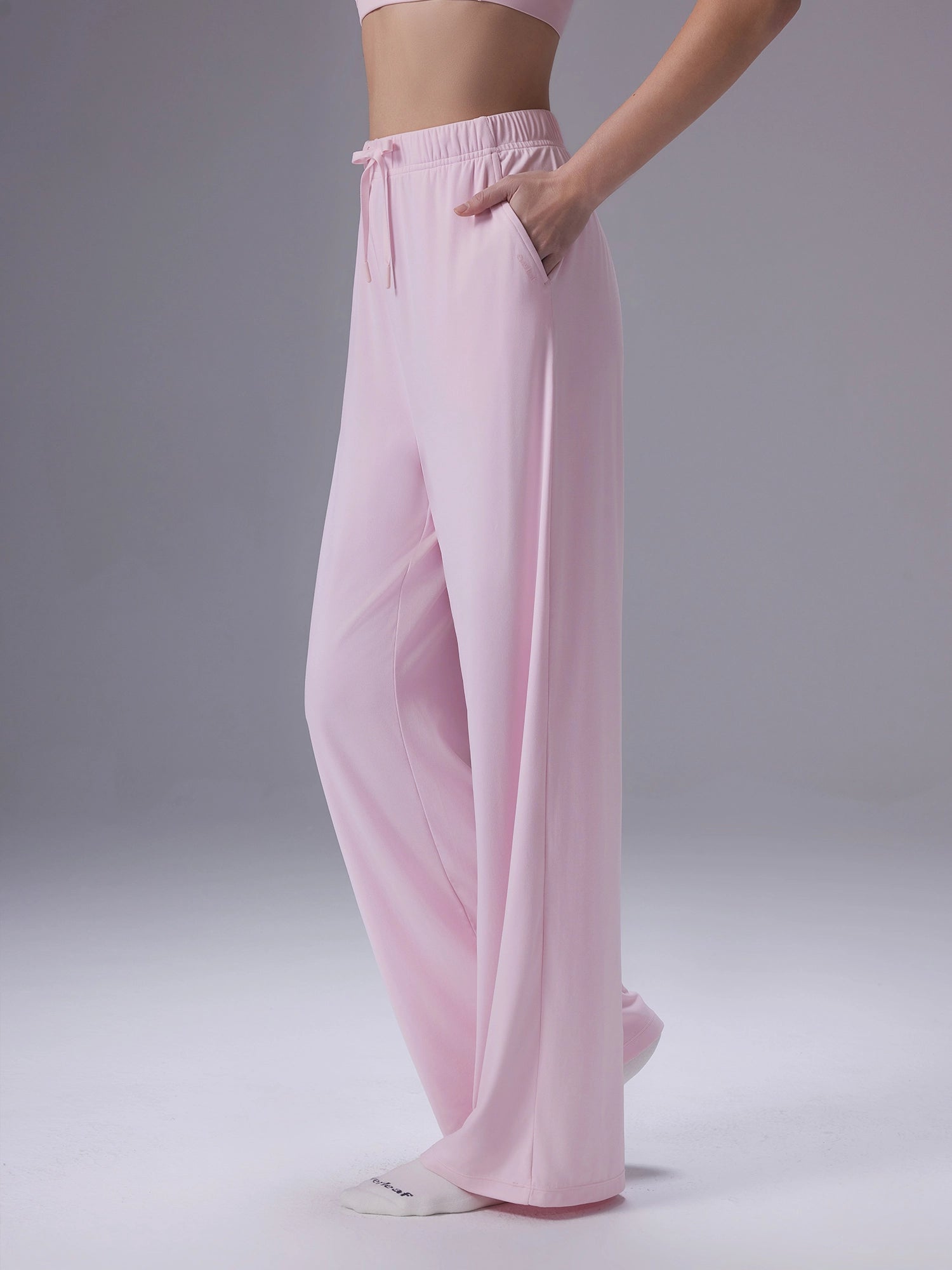 Image of Everleaf Straight Leg Pants Blossom Pink